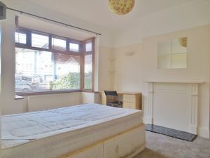 Bedroom- click for photo gallery